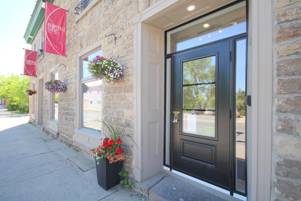 Kemptville Suites Екстер'єр фото